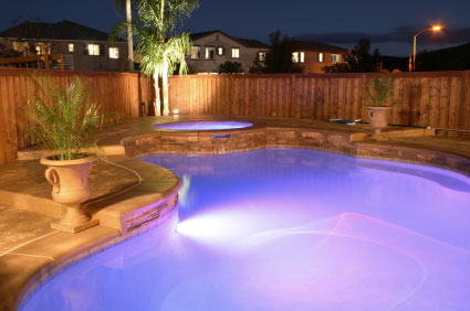piscine avec jacuzzi