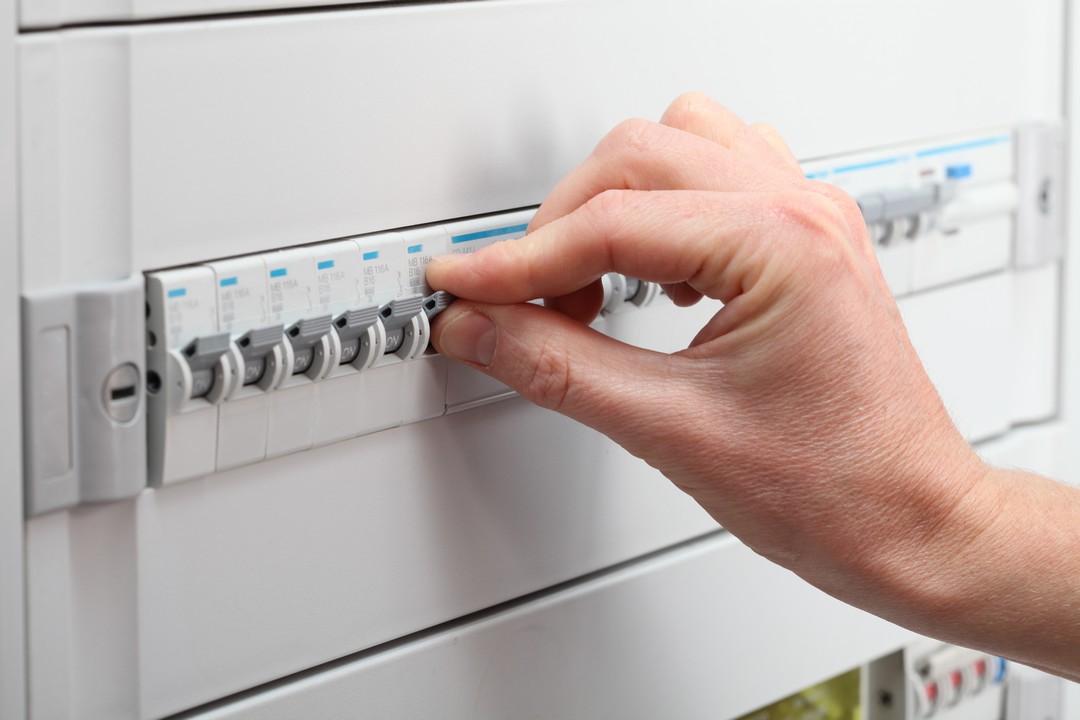 devis installation électrique: comparez les prix